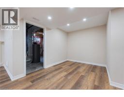 332 DUNCOMBE Road - 28