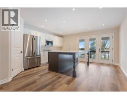 332 DUNCOMBE Road - 9