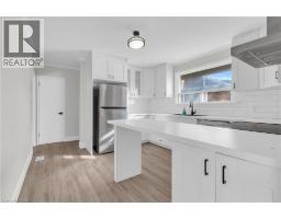 220 BRUCE Street - 10