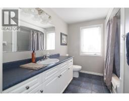 78 LANTERN Street - 47