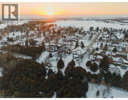 21 GRANBRIDGE Drive - 40