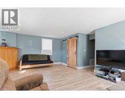 194 TOWNLINE Street - 5