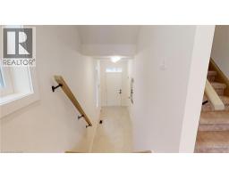 941 DEVERON Crescent - 2