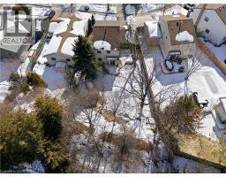 16 THORNBUSH Crescent - 25