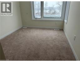 63 MANUEL Street - 14