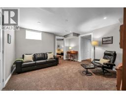 17 ANGLE Street - 30