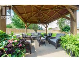 17 ANGLE Street - 35