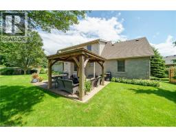 17 ANGLE Street - 38