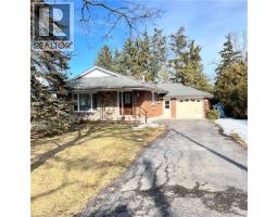 32 WINNETT Street N - 3