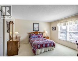 177 AMBERLY Boulevard - 32