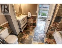 31 CHAPEL Street - 28