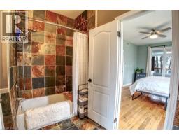 31 CHAPEL Street - 29