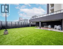 60 CHARLES Street W UnitNo. 702 - 30