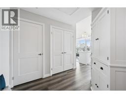 60 CHARLES Street W UnitNo. 702 - 9