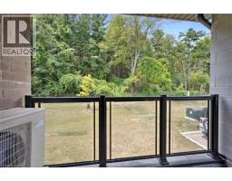 25 ISHERWOOD Avenue UnitNo. C34 - 18