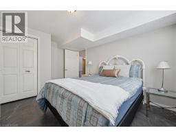 663 HEATHCLIFFE Place - 32