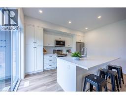 99 AMBER Street - 11