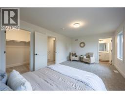 99 AMBER Street - 20