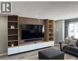 29 MAPLEVIEW Drive - 11