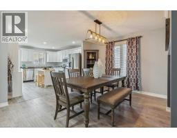 29 MAPLEVIEW Drive - 20