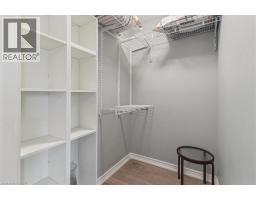 29 MAPLEVIEW Drive - 23