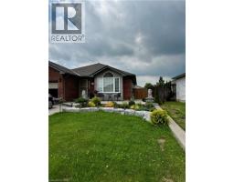 29 MAPLEVIEW Drive - 43