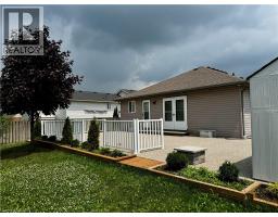 29 MAPLEVIEW Drive - 5