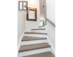 386 LINDEN Drive - 10