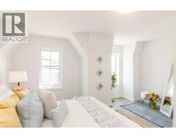 386 LINDEN Drive - 35