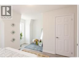 386 LINDEN Drive - 36