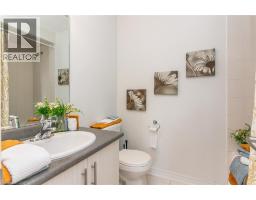 386 LINDEN Drive - 38