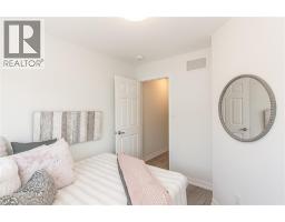 386 LINDEN Drive - 40