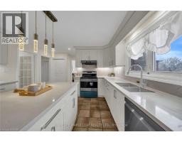 46 CHICOPEE Terrace - 24