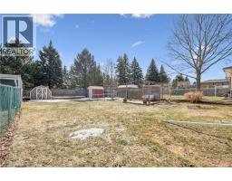 27 GRAYWOOD Court - 35