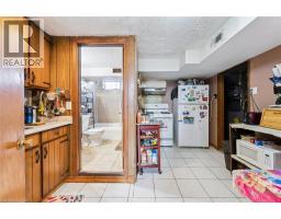 15 WEDGEWOOD Drive - 17