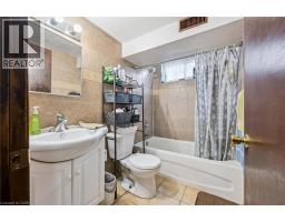 15 WEDGEWOOD Drive - 19