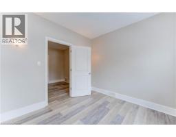 19 FAIRVIEW Avenue - 15