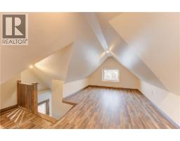 19 FAIRVIEW Avenue - 16