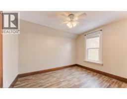 19 FAIRVIEW Avenue - 23