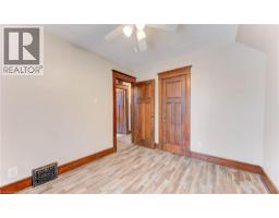 19 FAIRVIEW Avenue - 24