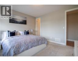 19 SECINARO Avenue - 30