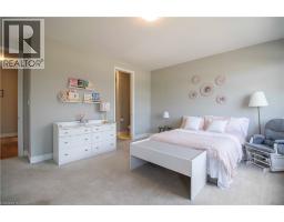 19 SECINARO Avenue - 39