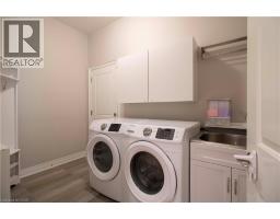 19 SECINARO Avenue - 45