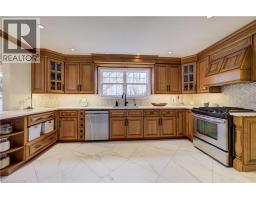 27 LOWREY Avenue S - 18