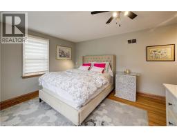 27 LOWREY Avenue S - 23