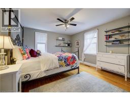 27 LOWREY Avenue S - 27