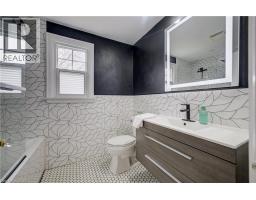 27 LOWREY Avenue S - 29