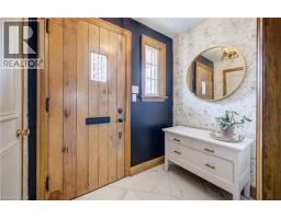 27 LOWREY Avenue S - 4