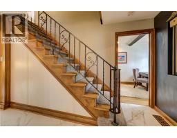 27 LOWREY Avenue S - 5