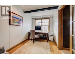 27 LOWREY Avenue S - 6